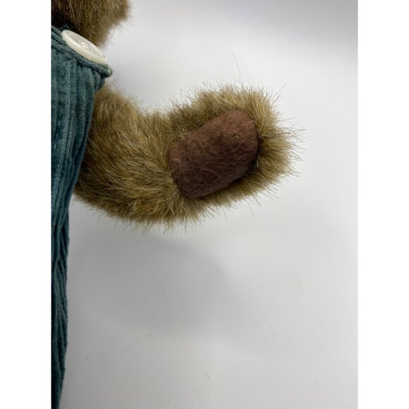 Vintage Boyd’s Teddy Bear In Green Corduroy Overalls On Wooden Stand 10” - Picture 12 of 12